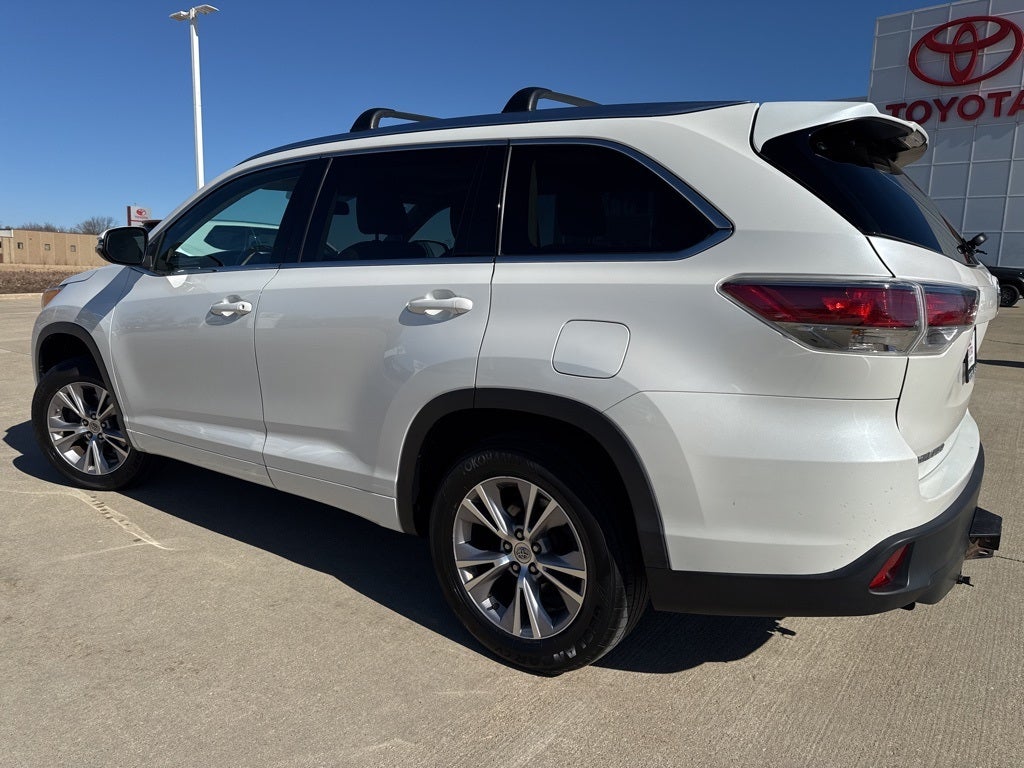 2014 Toyota HIGHLANDER XLE V6
