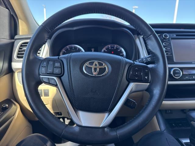 2014 Toyota HIGHLANDER XLE V6