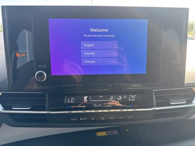 2025 Toyota Sienna LE 8 Passenger TOYOTA GOLD CERTIFIED