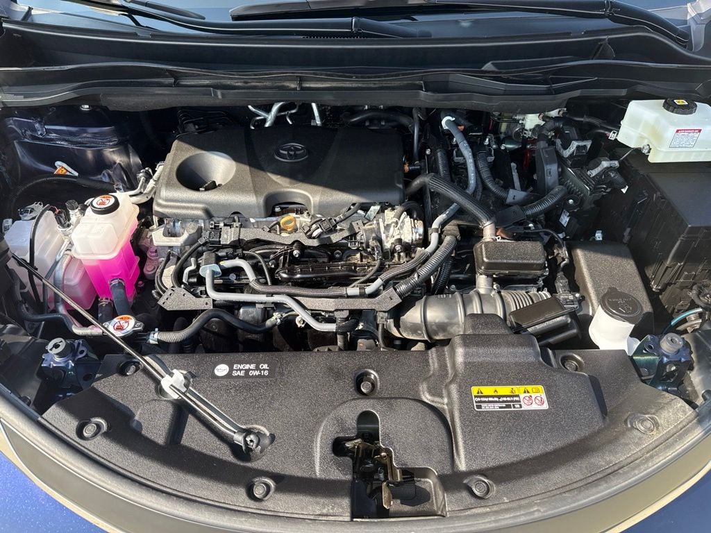 2025 Toyota Sienna LE 8 Passenger TOYOTA GOLD CERTIFIED