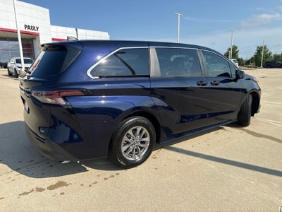 2025 Toyota Sienna LE 8 Passenger TOYOTA GOLD CERTIFIED