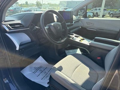2025 Toyota Sienna LE 8 Passenger TOYOTA GOLD CERTIFIED