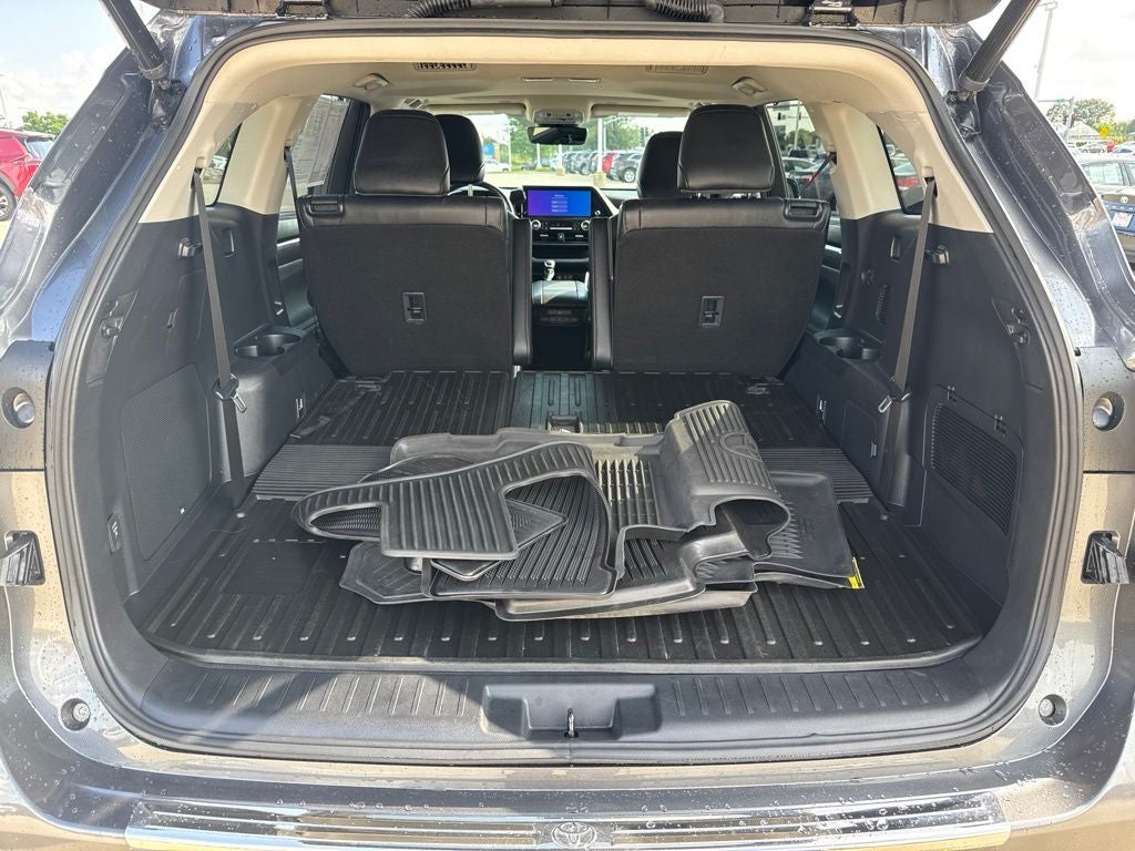 2023 Toyota Highlander Hybrid Limited