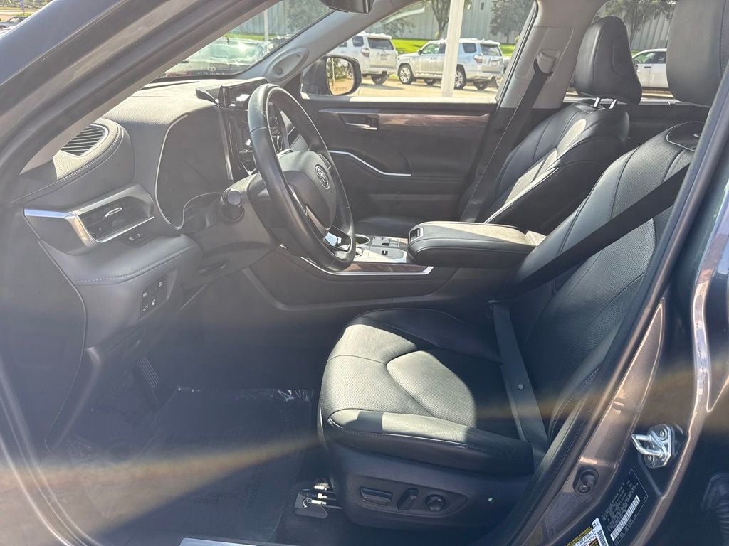 2023 Toyota Highlander Hybrid Limited