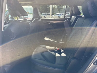 2023 Toyota Highlander Hybrid Limited