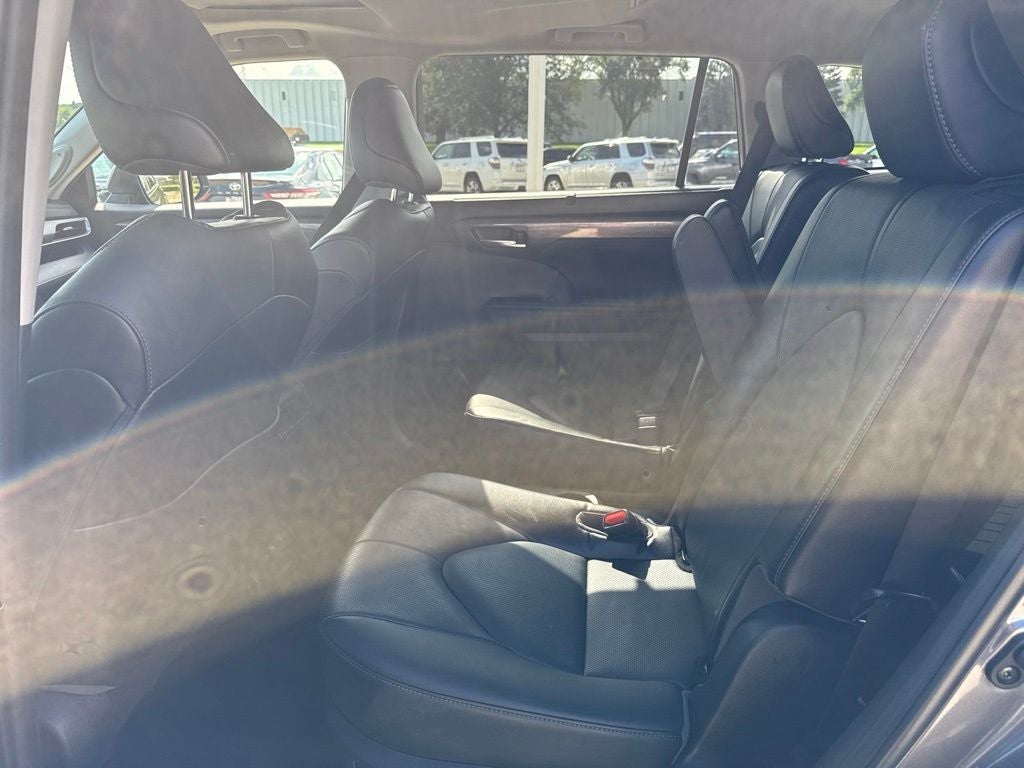 2023 Toyota Highlander Hybrid Limited