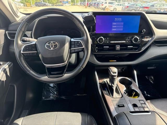2023 Toyota Highlander Hybrid Limited