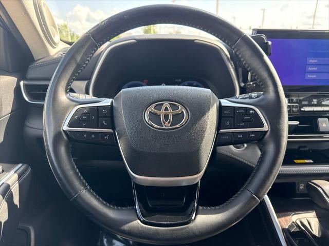2023 Toyota Highlander Hybrid Limited