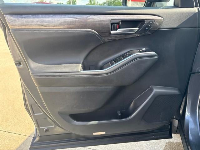 2023 Toyota Highlander Hybrid Limited