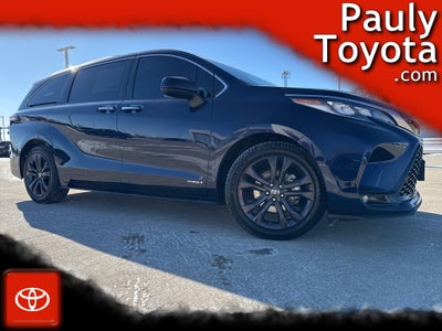 2021 Toyota SIENNA XSE XSE 7 Passenger