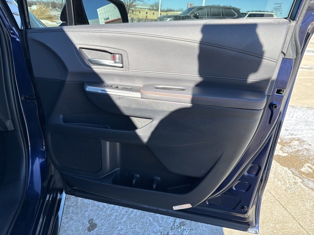 2021 Toyota SIENNA XSE XSE 7 Passenger