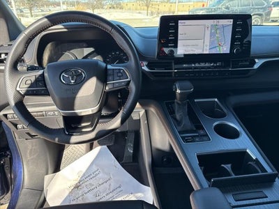 2021 Toyota SIENNA XSE XSE 7 Passenger