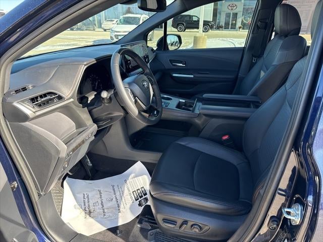 2021 Toyota SIENNA XSE XSE 7 Passenger