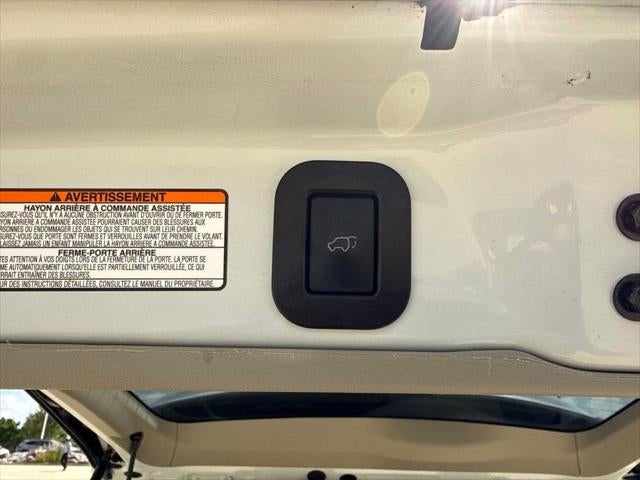 2017 Toyota Sienna XLE 8 Passenger