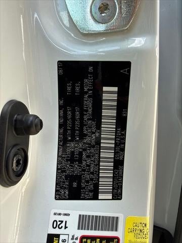 2017 Toyota Sienna XLE 8 Passenger