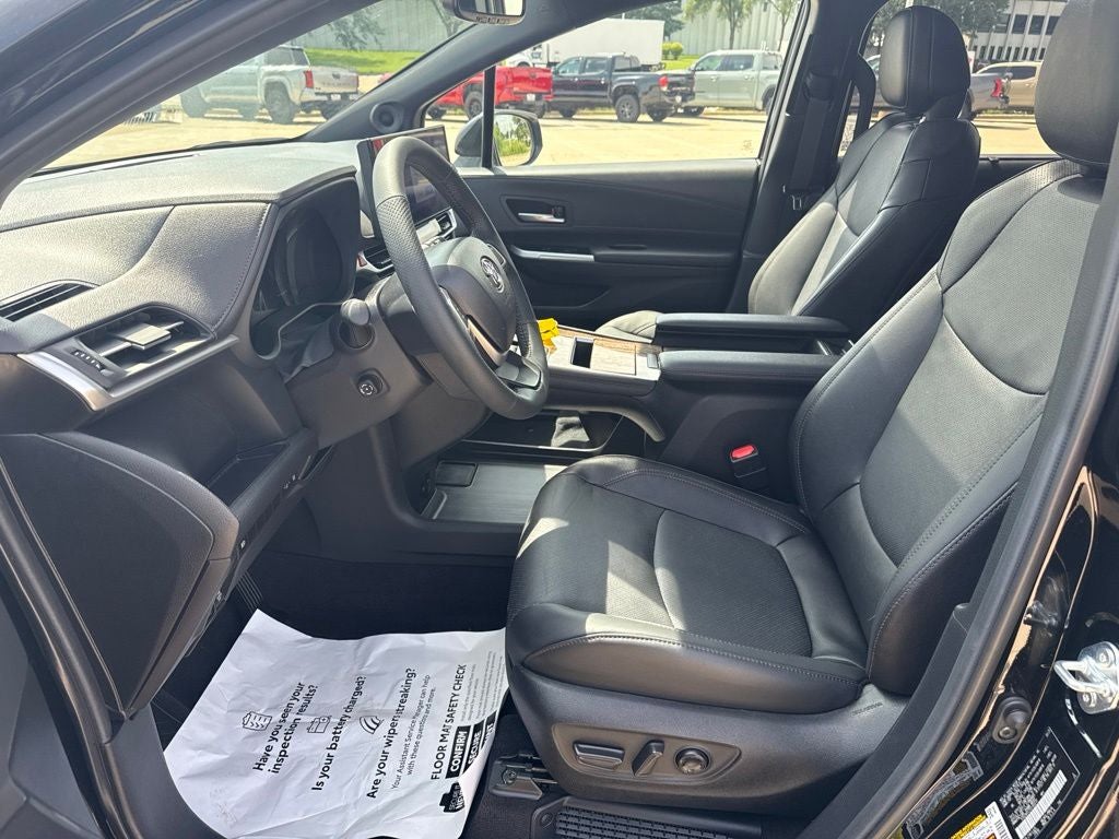 2025 Toyota Sienna Limited 7 Passenger TOYOTA GOLD CERTIFIED