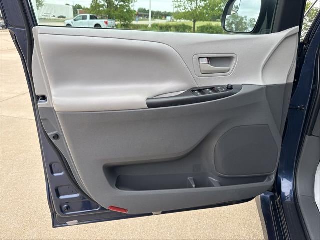 2020 Toyota Sienna L 7 Passenger GOLD CERTIFIED