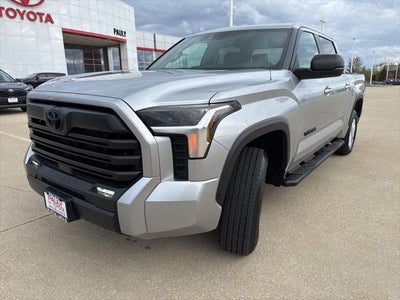 2025 Toyota TUNDRA 4X4 SR5