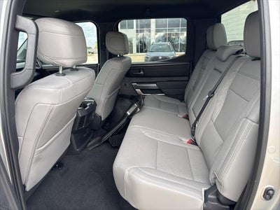2025 Toyota TUNDRA 4X4 SR5