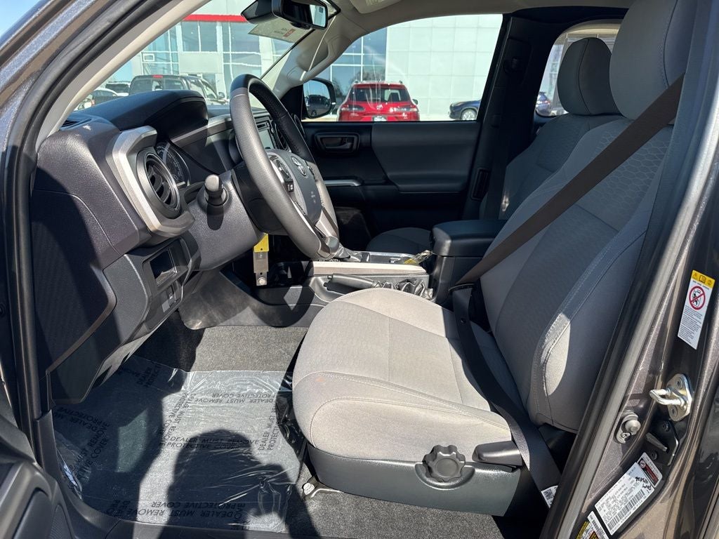 2019 Toyota TACOMA SR5 SR5 V6