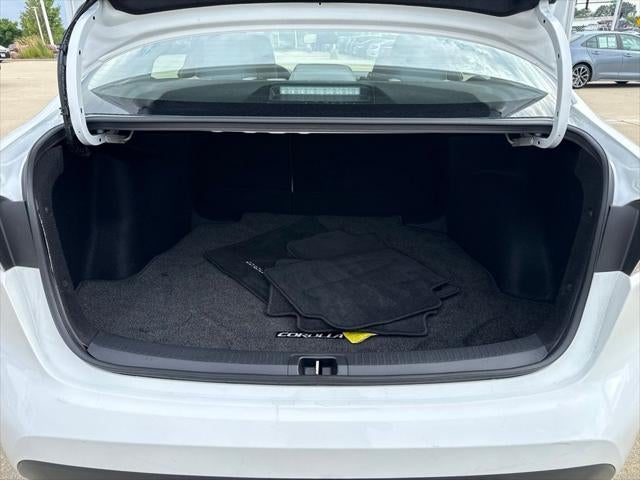2025 Toyota Corolla LE TOYOTA GOLD CERTIFIED