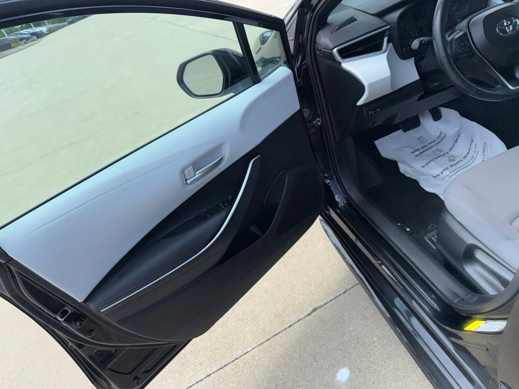 2023 Toyota Corolla SE TOYOTA GOLD CERTIFIED