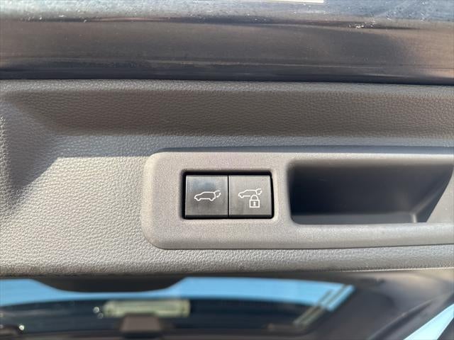 2023 Toyota SEQUOIA 4WD SR5 TOYOTA GOLD CERTIFIED