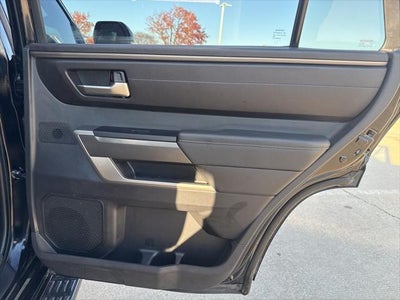 2023 Toyota SEQUOIA 4WD SR5 TOYOTA GOLD CERTIFIED