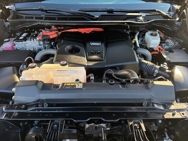 2023 Toyota SEQUOIA 4WD SR5 TOYOTA GOLD CERTIFIED