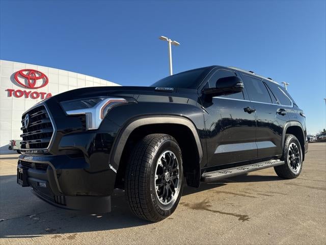 2023 Toyota SEQUOIA 4WD SR5 TOYOTA GOLD CERTIFIED