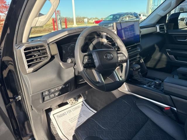 2023 Toyota SEQUOIA 4WD SR5 TOYOTA GOLD CERTIFIED