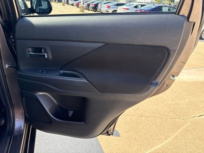 2016 Mitsubishi Outlander SE