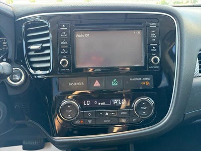 2016 Mitsubishi Outlander SE
