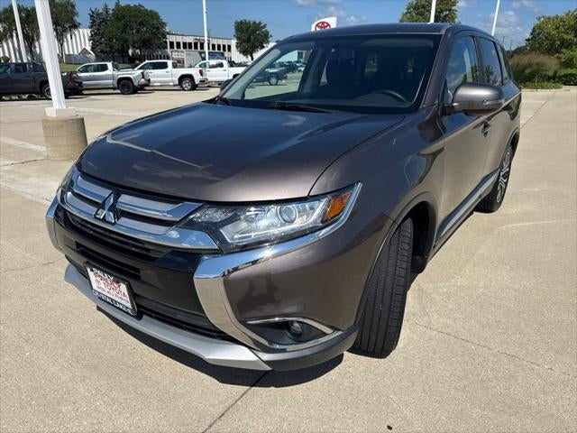 2016 Mitsubishi Outlander SE