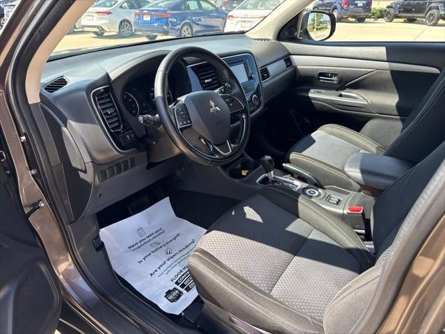 2016 Mitsubishi Outlander SE