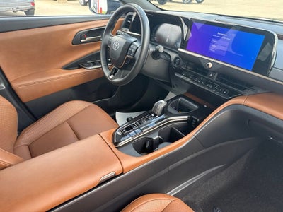 2025 Toyota Toyota Crown Signia XLE