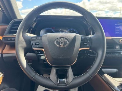 2025 Toyota Toyota Crown Signia XLE
