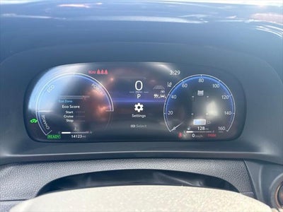 2025 Toyota Toyota Crown Signia XLE