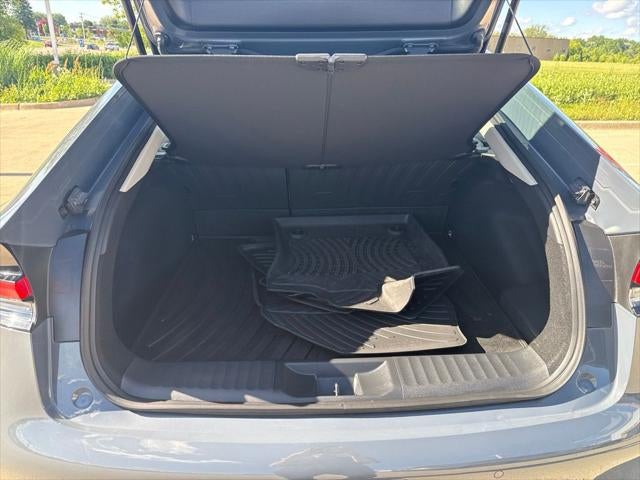 2025 Toyota Prius XLE TOYOTA GOLD CERTIFIED