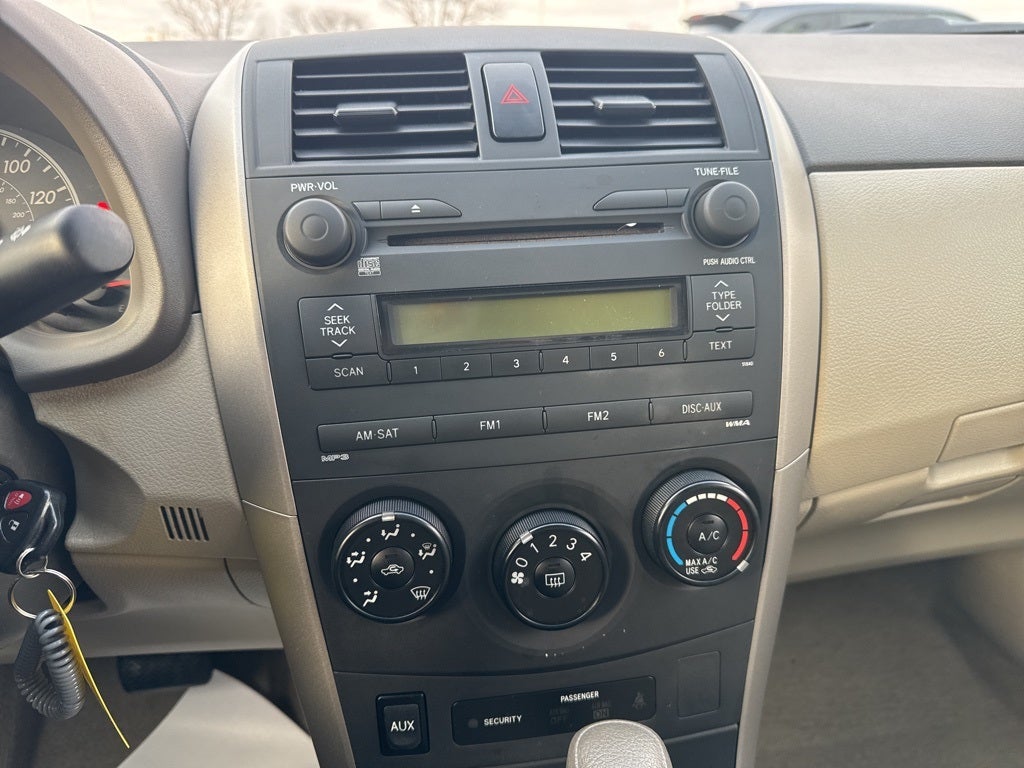 2009 Toyota COROLLA LE