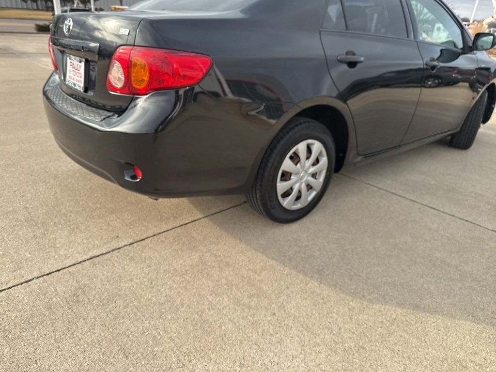 2009 Toyota COROLLA LE