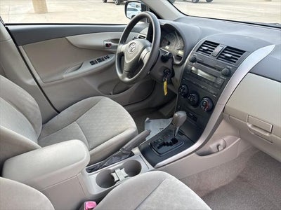 2009 Toyota COROLLA LE