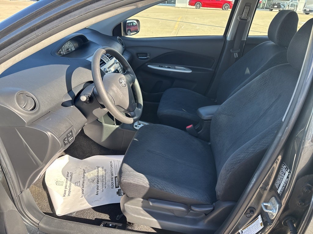 2008 Toyota Yaris Base