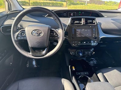 2019 Toyota Prius XLE SILVER CERTIFIED