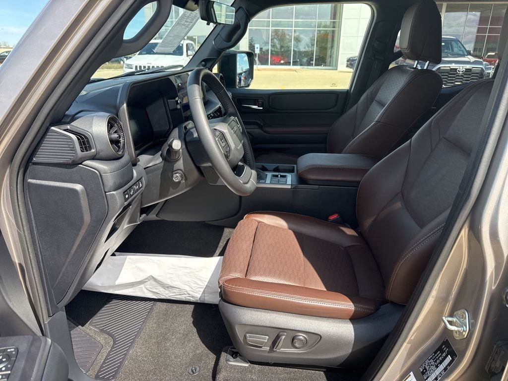 2025 Toyota LAND CRUISER Base