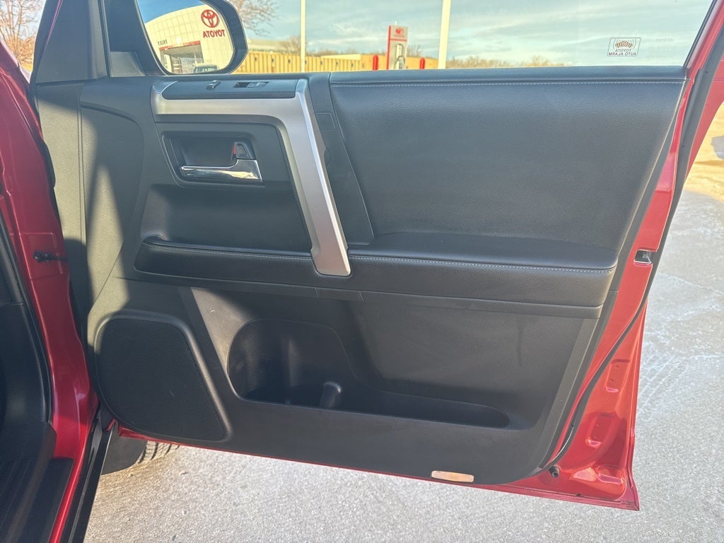 2016 Toyota 4RUNNER SR5