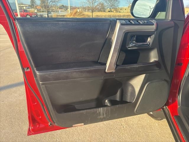 2016 Toyota 4RUNNER SR5