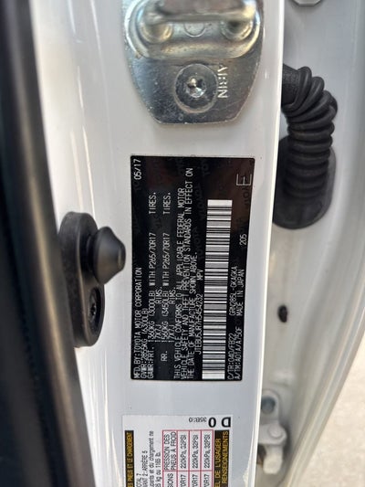 2017 Toyota 4RUNNER SR5 TOYOTA SILVER CERTIFIED