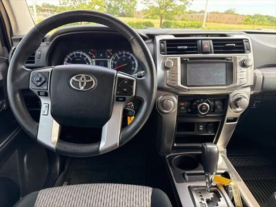 2017 Toyota 4RUNNER SR5 TOYOTA SILVER CERTIFIED