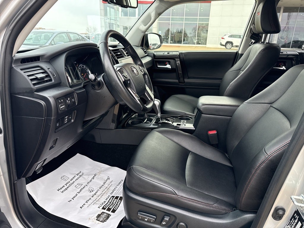 2023 Toyota 4RUNNER TRD Off-Road Premium TOYOTA GOLD CERTIFIED